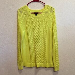 ✅✅✅BOGOHO✅✅✅ Gap Yellow Cable Knit Sweater-Large